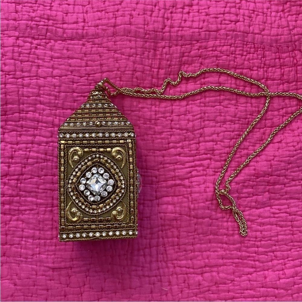 Anin  Apparel  gold and Silver unique purse